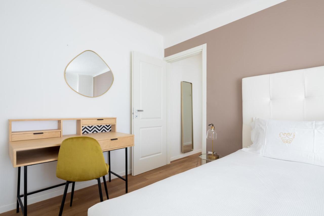 Vis A Vis Apartments Trieste Ngoại thất bức ảnh