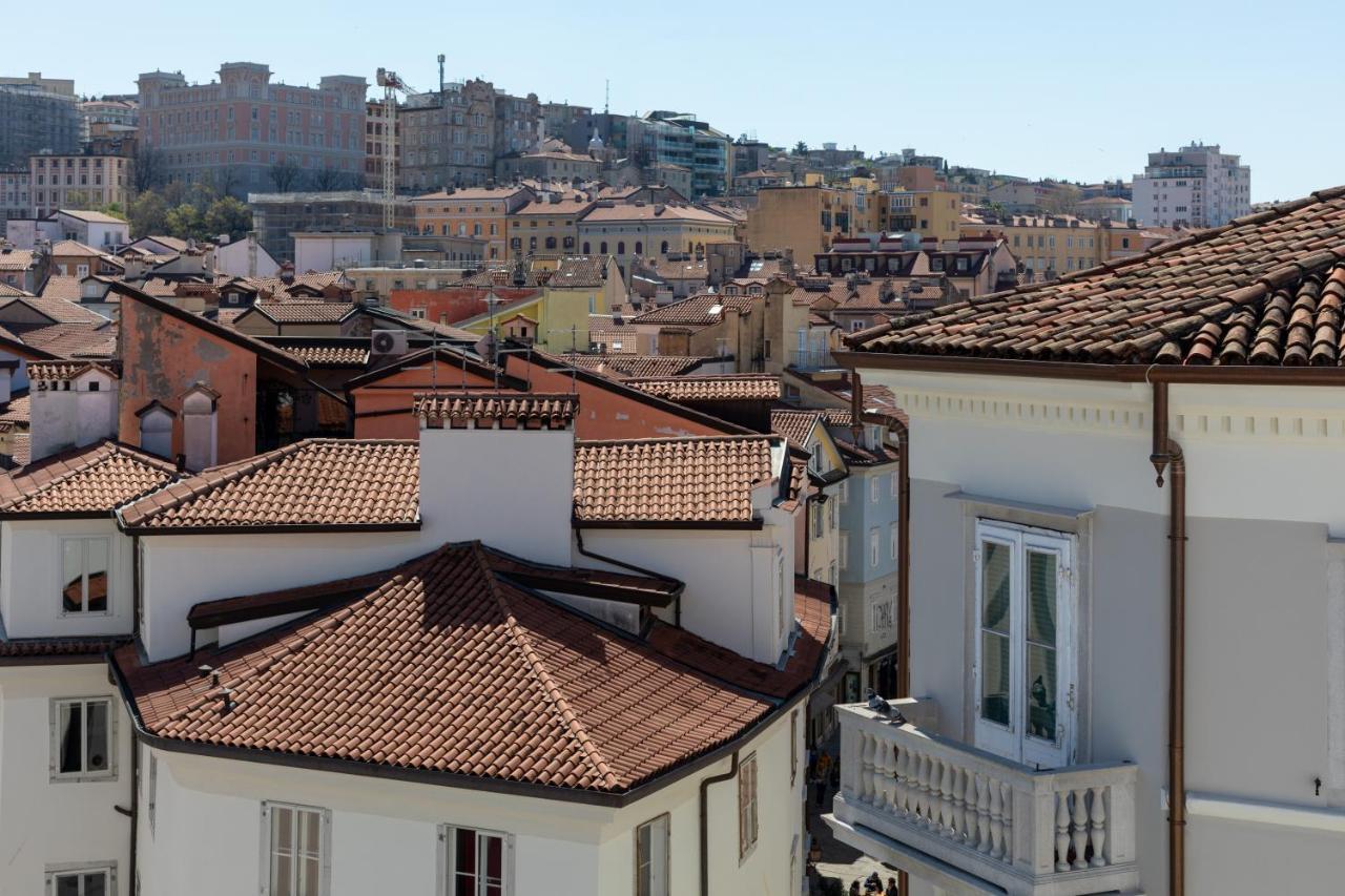 Vis A Vis Apartments Trieste Ngoại thất bức ảnh